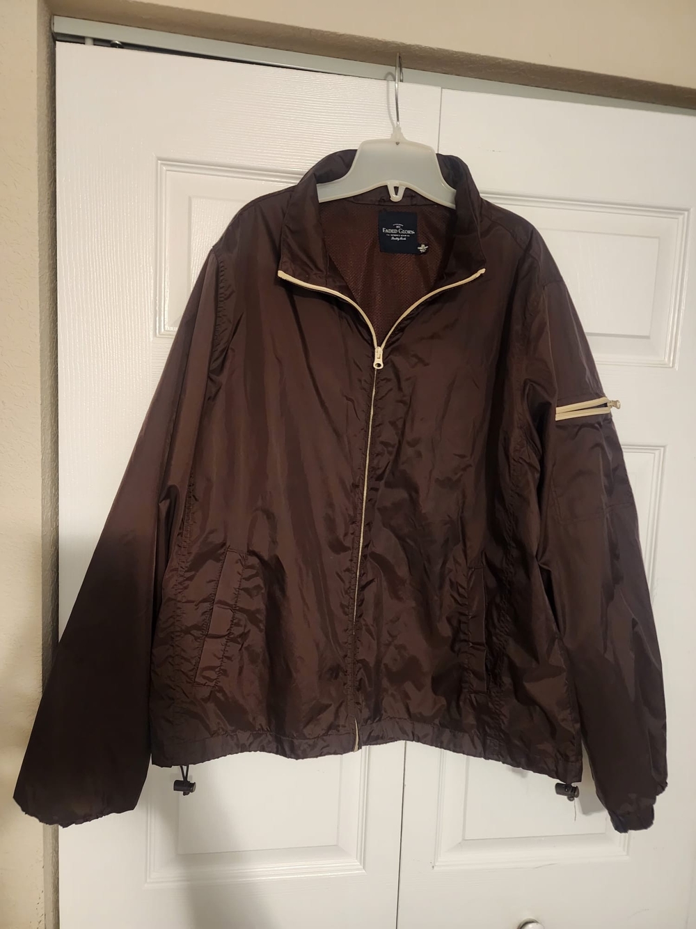 Faded Glory Men's Brown Windbreaker Jacket with Cream Trim